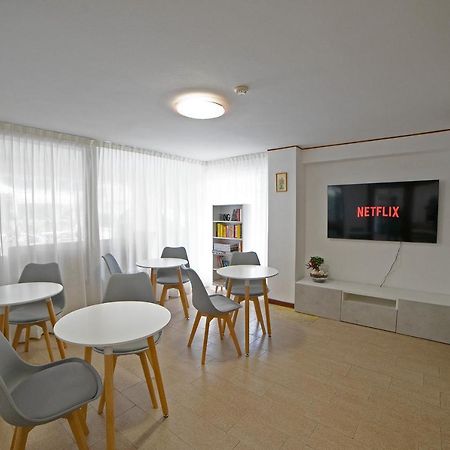 Hotel Ischia Римини Экстерьер фото