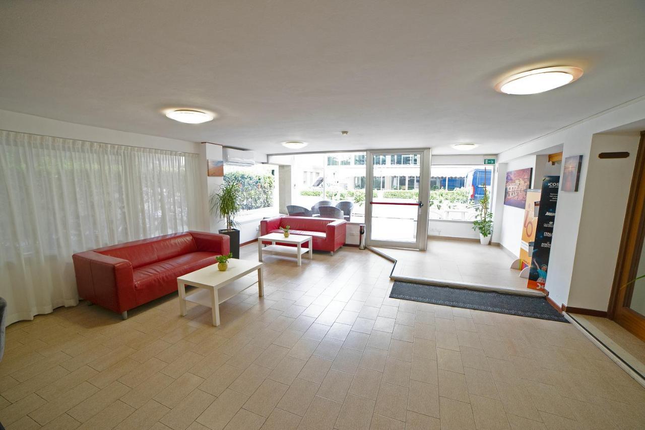 Hotel Ischia Римини Экстерьер фото